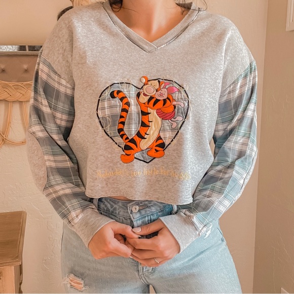 Vintage Sweaters - Vintage 90s Pooh Piglet Tigger Embroidered Plaid Crop Cropped Boxy Sweater